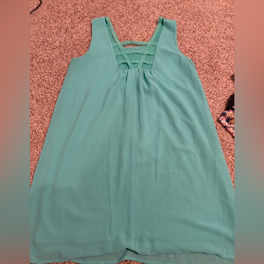 GREEN SHIFT DRESS